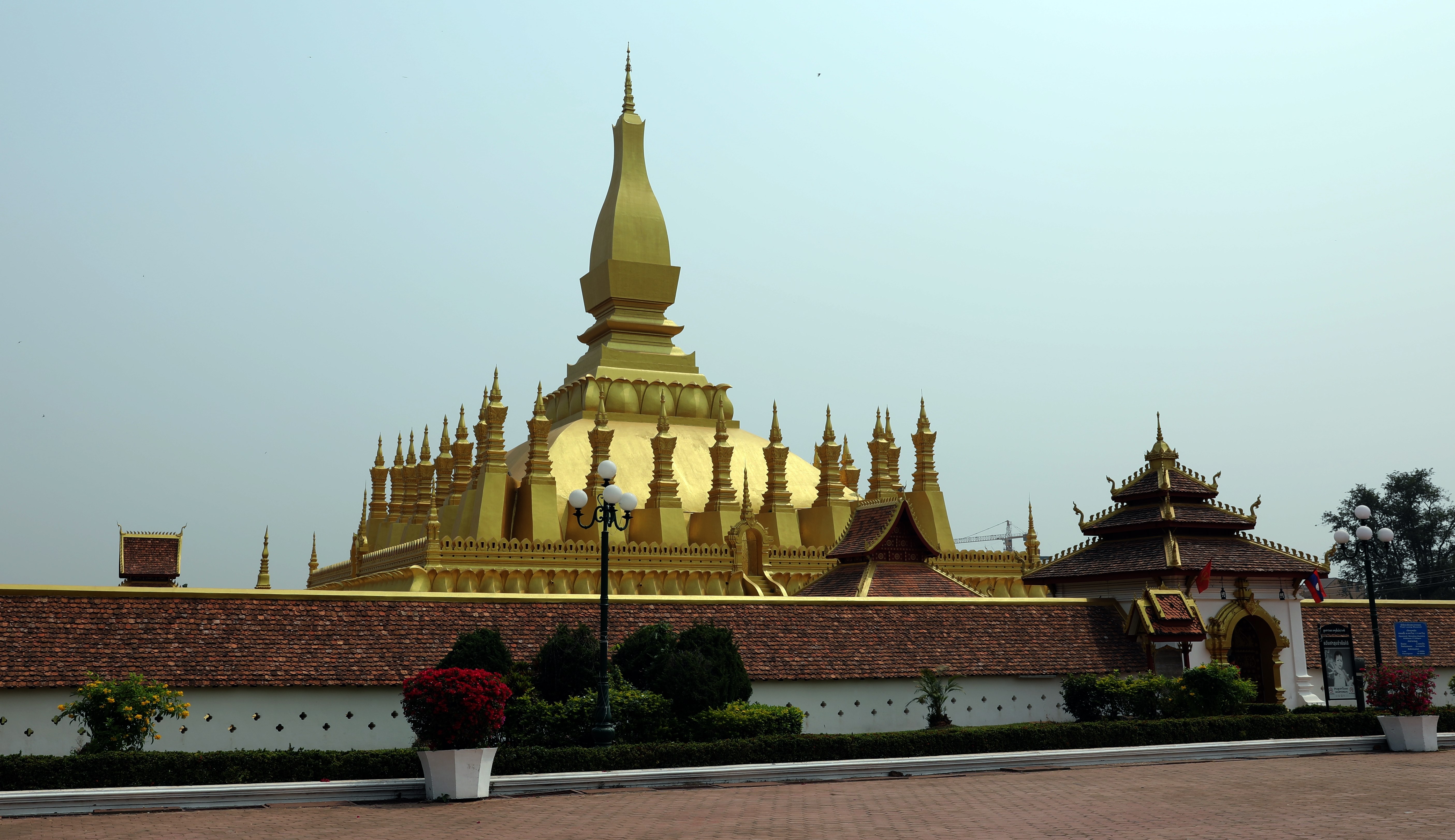 Pha Tha Luang, Vientiane