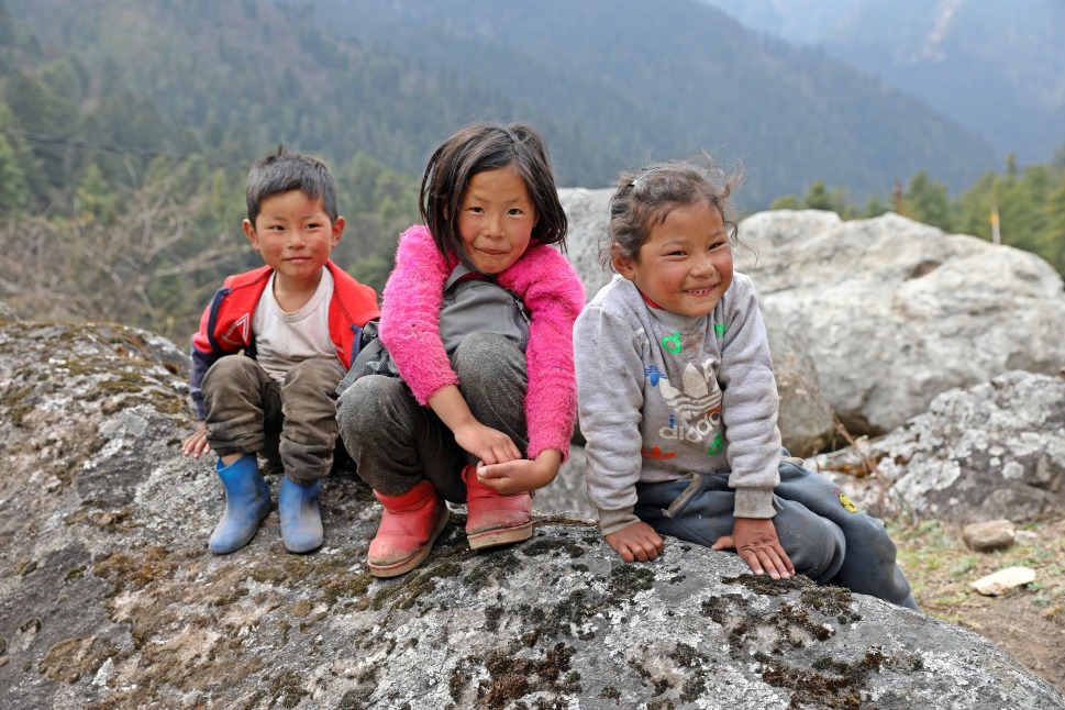 Village kids along the Paro Valley
