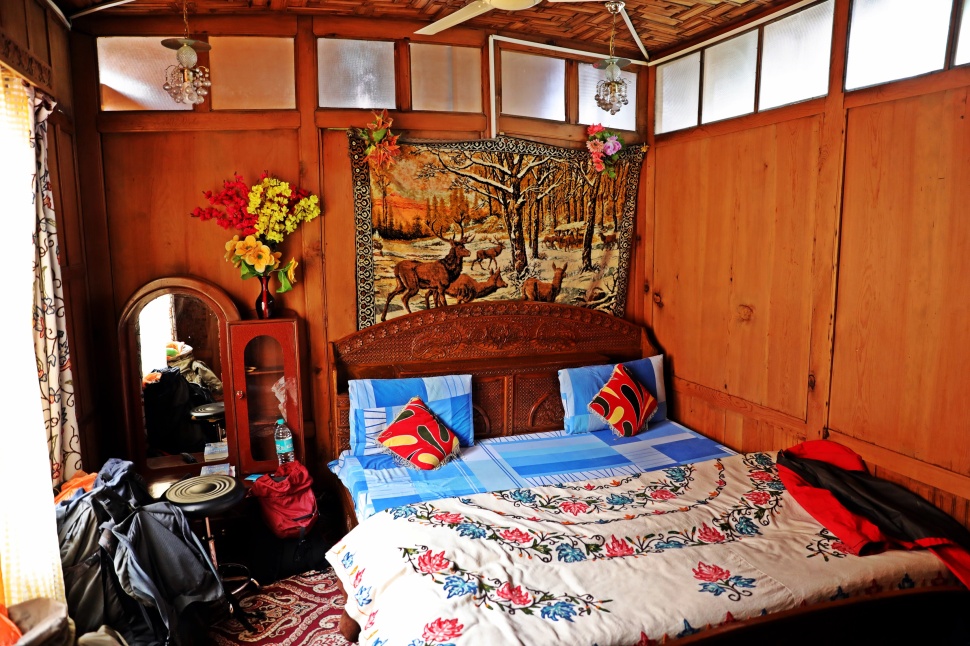Bedroom in a houseboat