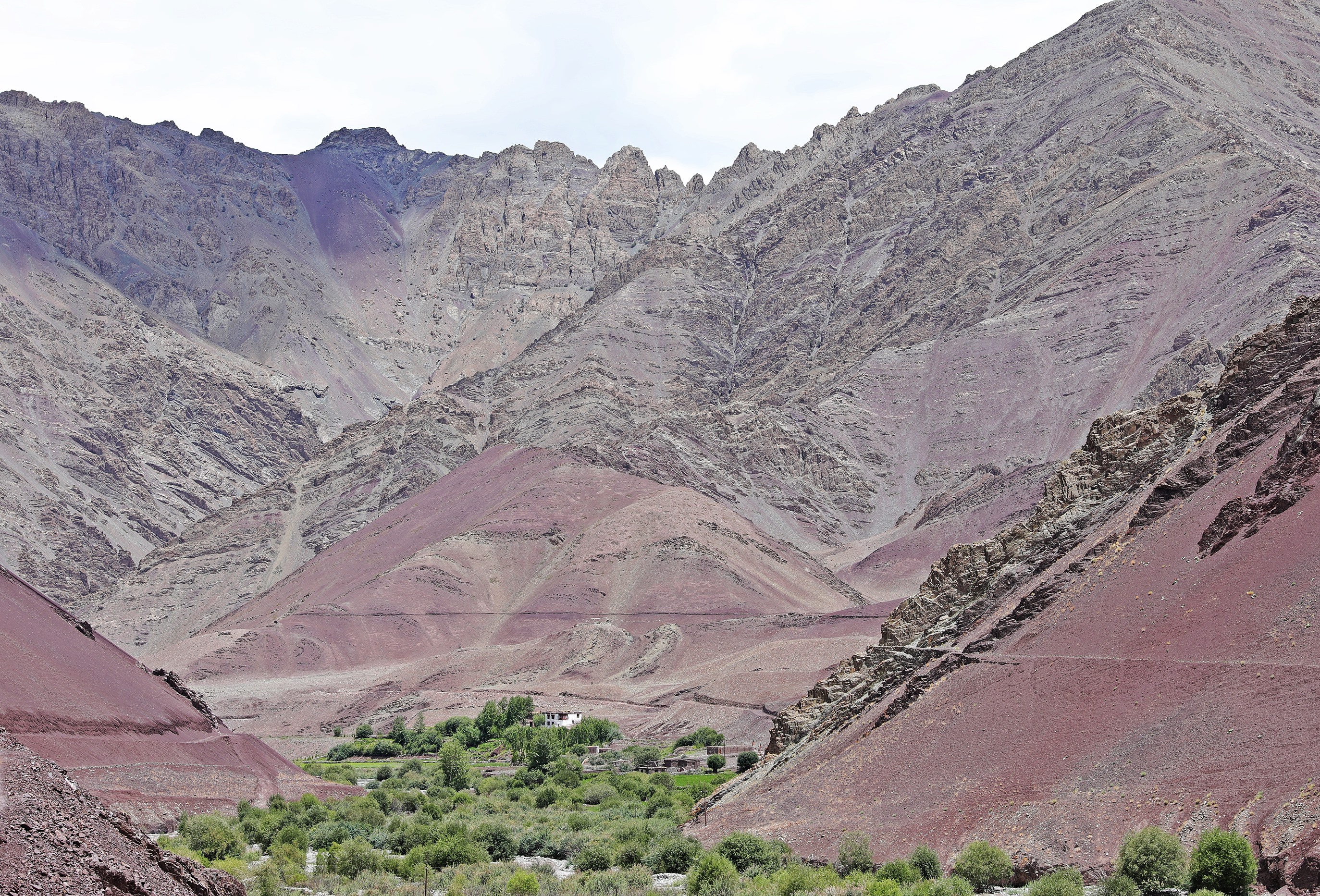 Colourful mountains around the village of Chogdo