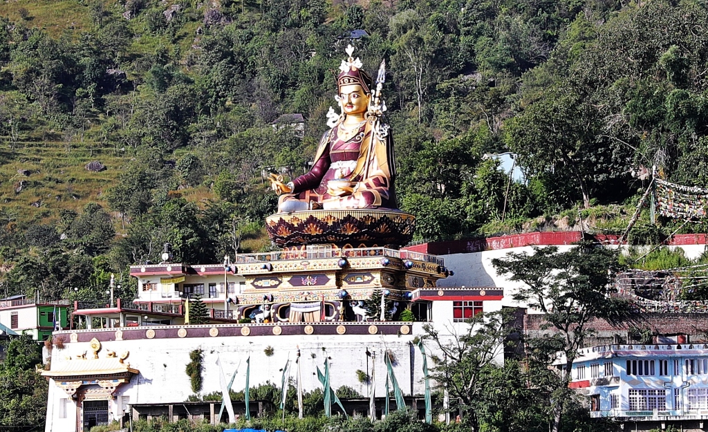 Guru Rinpoche, Rewalsar Lake