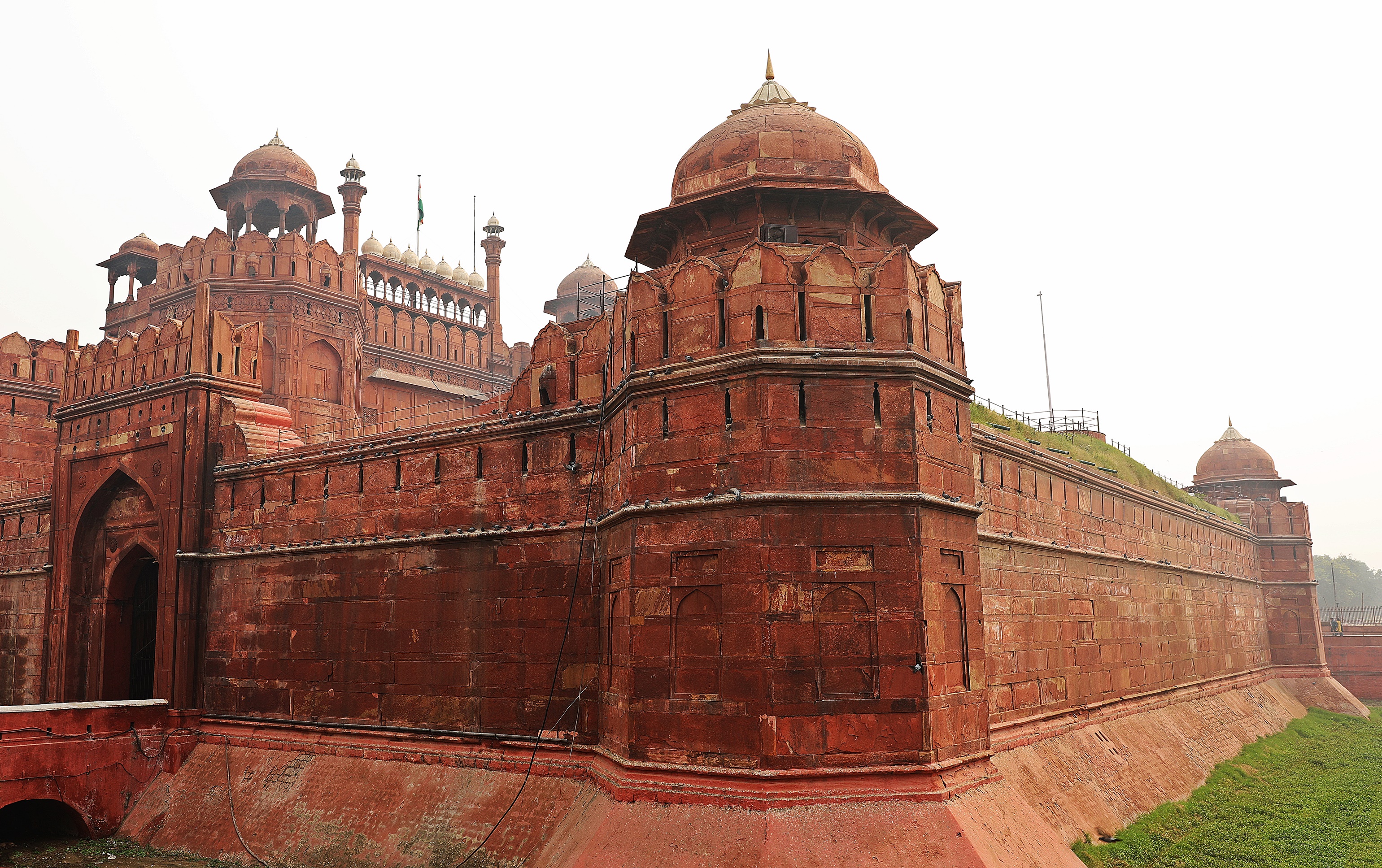 Red Fort's outer wall, Delhi
