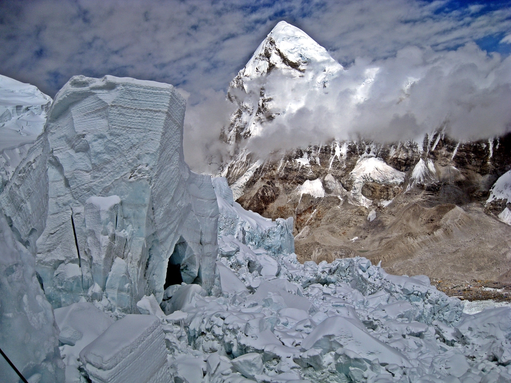 Khumbu Icefall, Everest
