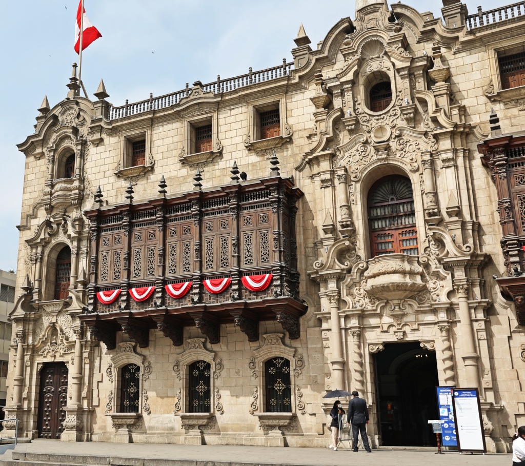 Archbishop Palace, Plaza de Armas, Lima
